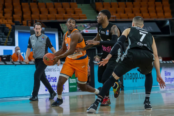 她不仅培养 她不仅培养